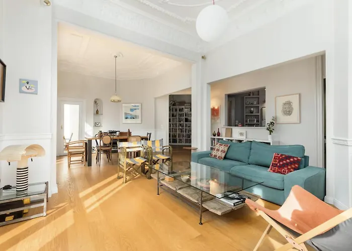 Apartmán Basquiat - Gallery Style Neoclassical *